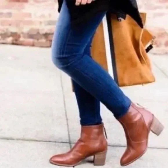 Madewell Brown Ankle Boot with Chunky Heel Western Leather Comfy Zip Up Cowgirl - Picture 3 of 14